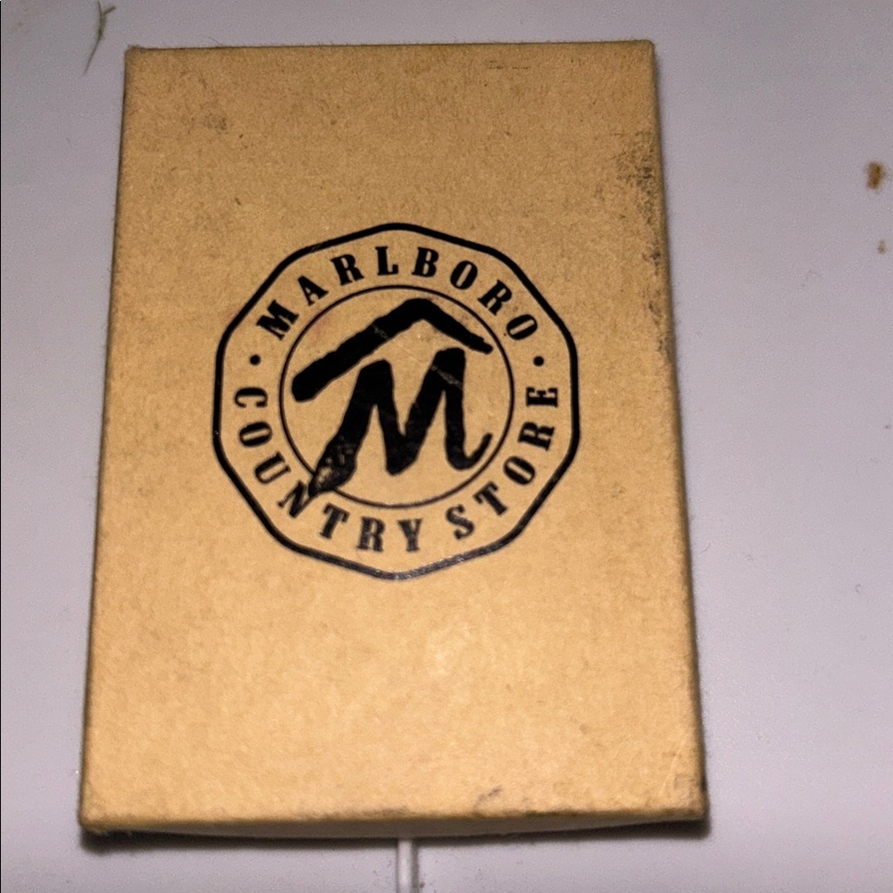 NEW & VINTAGE Brass Marlboro ZIPPO Lighter (NEVER FIRED)
